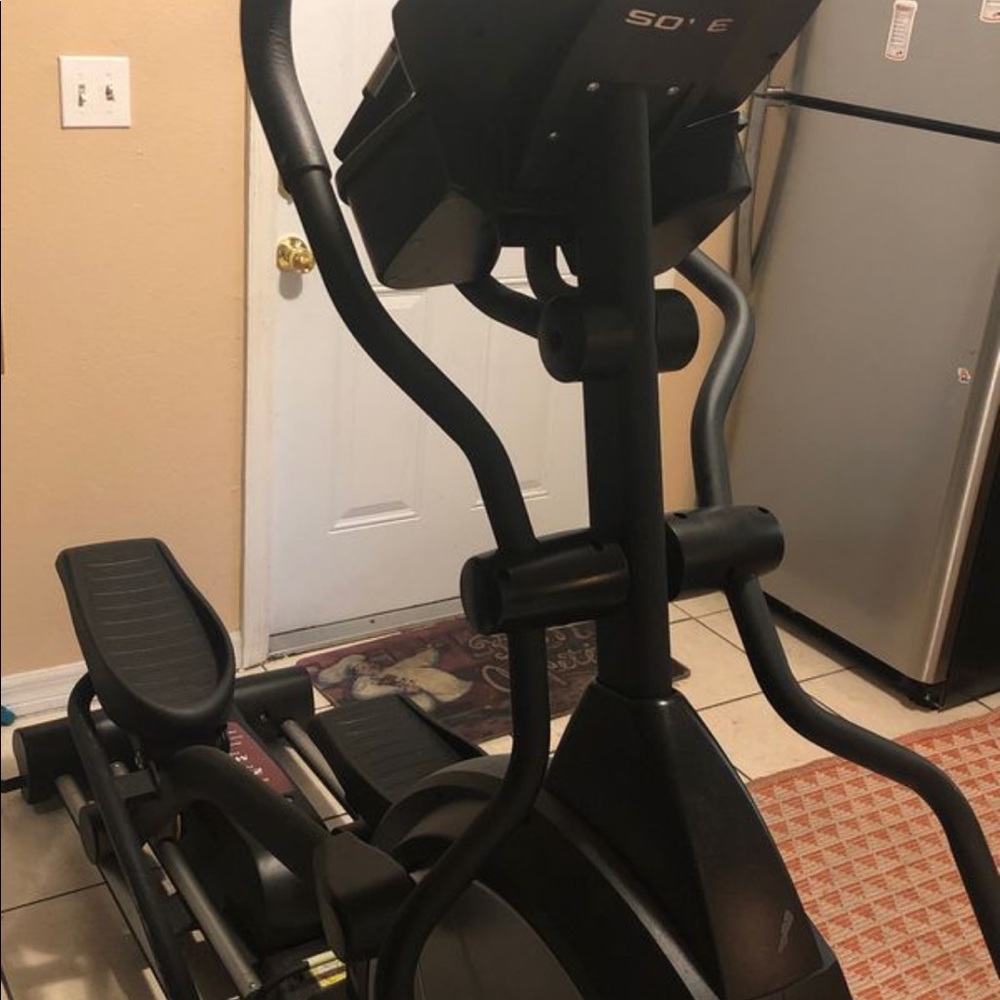 Exercising Machine - Picture 3 of 5